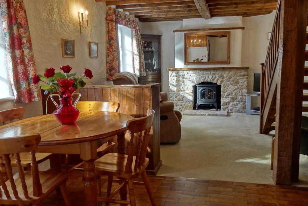 Little Thatch Cottage - Cerne Abbas, Dorset المظهر الخارجي الصورة